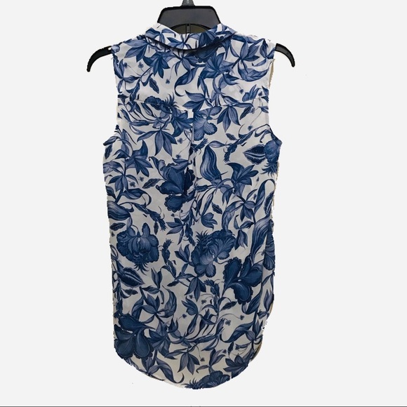 H&M Sheer Floral Blue Button Up Sleeveless Shirt - Picture 2 of 4